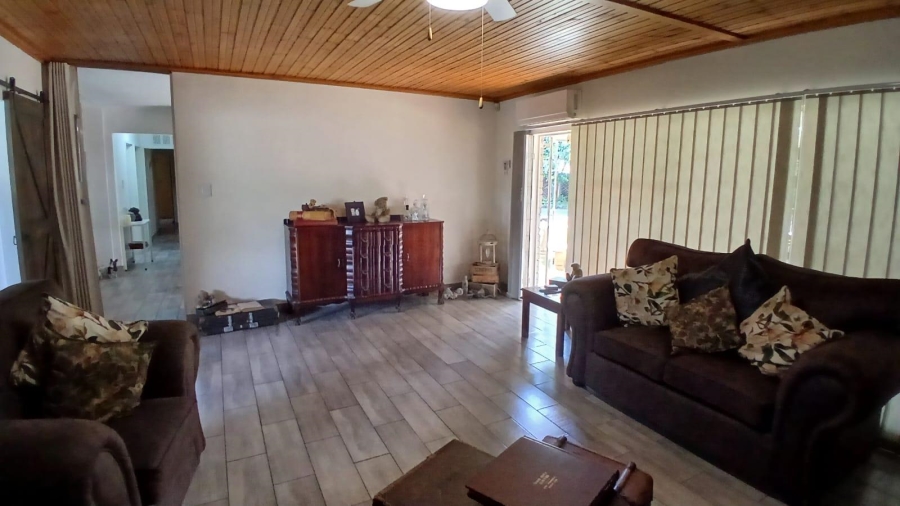 4 Bedroom Property for Sale in Brandwag Free State